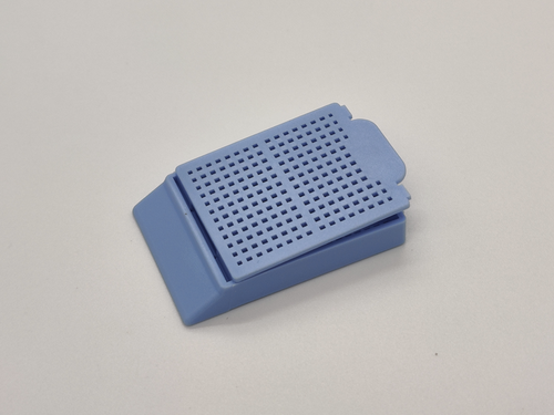plastic biopsy tissue cassettes with removable lid 30 angled face large writing area blue 